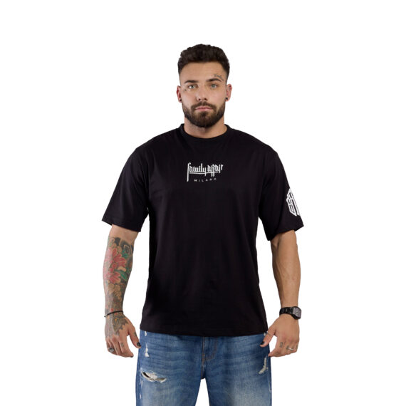 T-SHIRT OVERSIZE CUORE SACRO - BROS - UOMO NERA - FRONTE