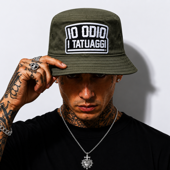 Hacket hat - "Io odio i tatuaggi"